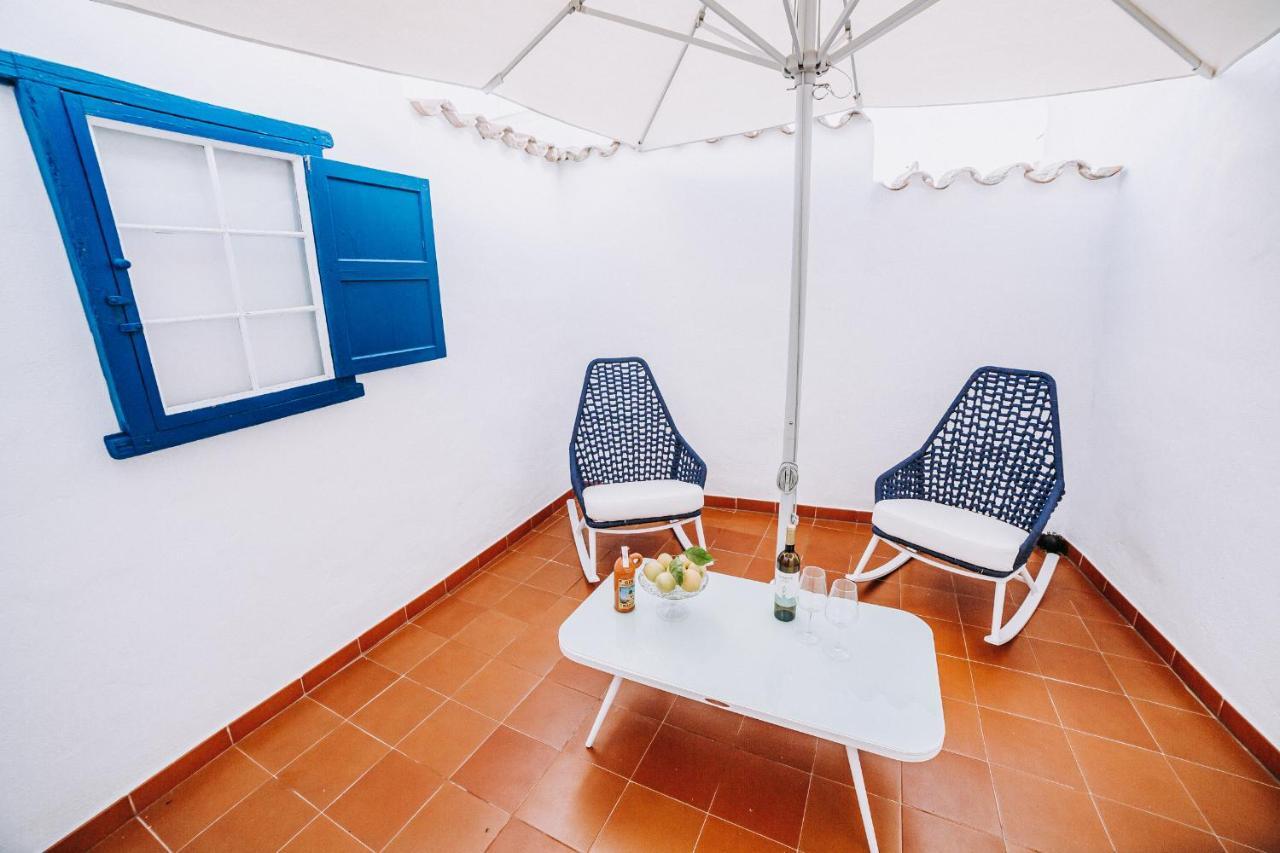 Petit Hotel 5 Fars (Adults Only) Ciutadella  Exteriör bild